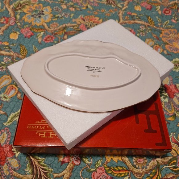 Fitz and Floyd Christmas Tray - Picture 3 of 7